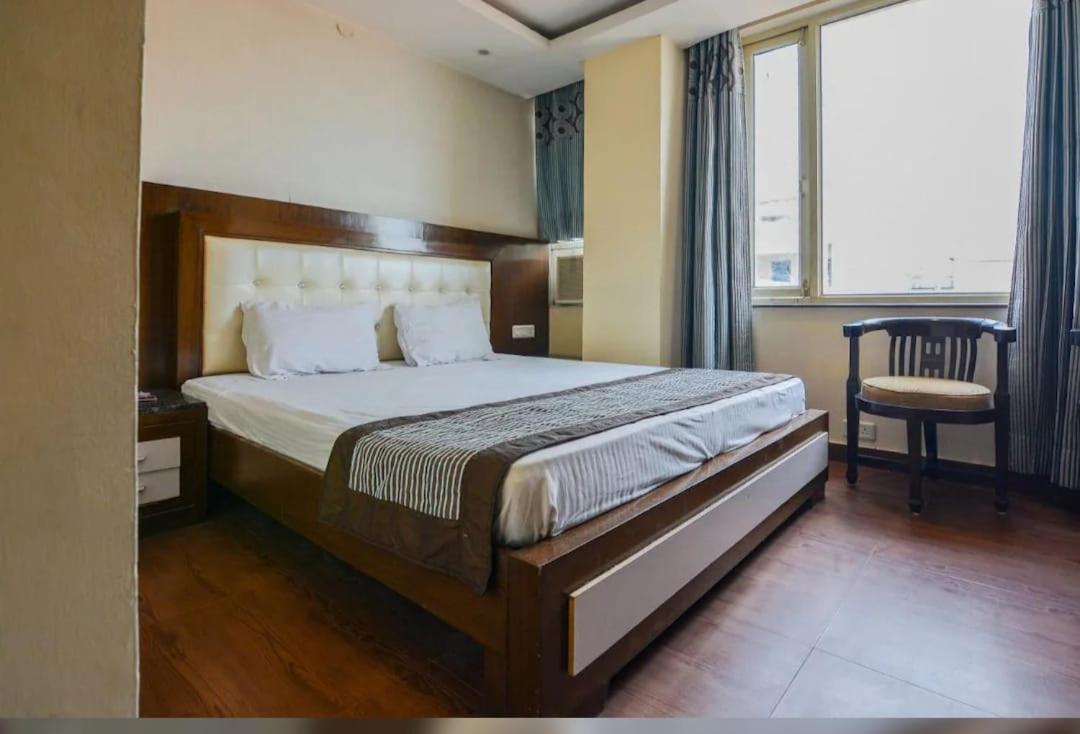 Hotel Opulence Pathānkot Habitación foto